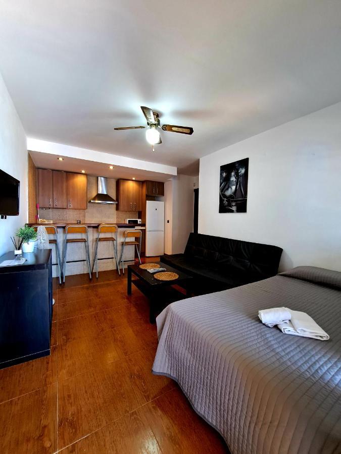 Apartamento Oasis de Cádiz Conil De La Frontera Exterior foto